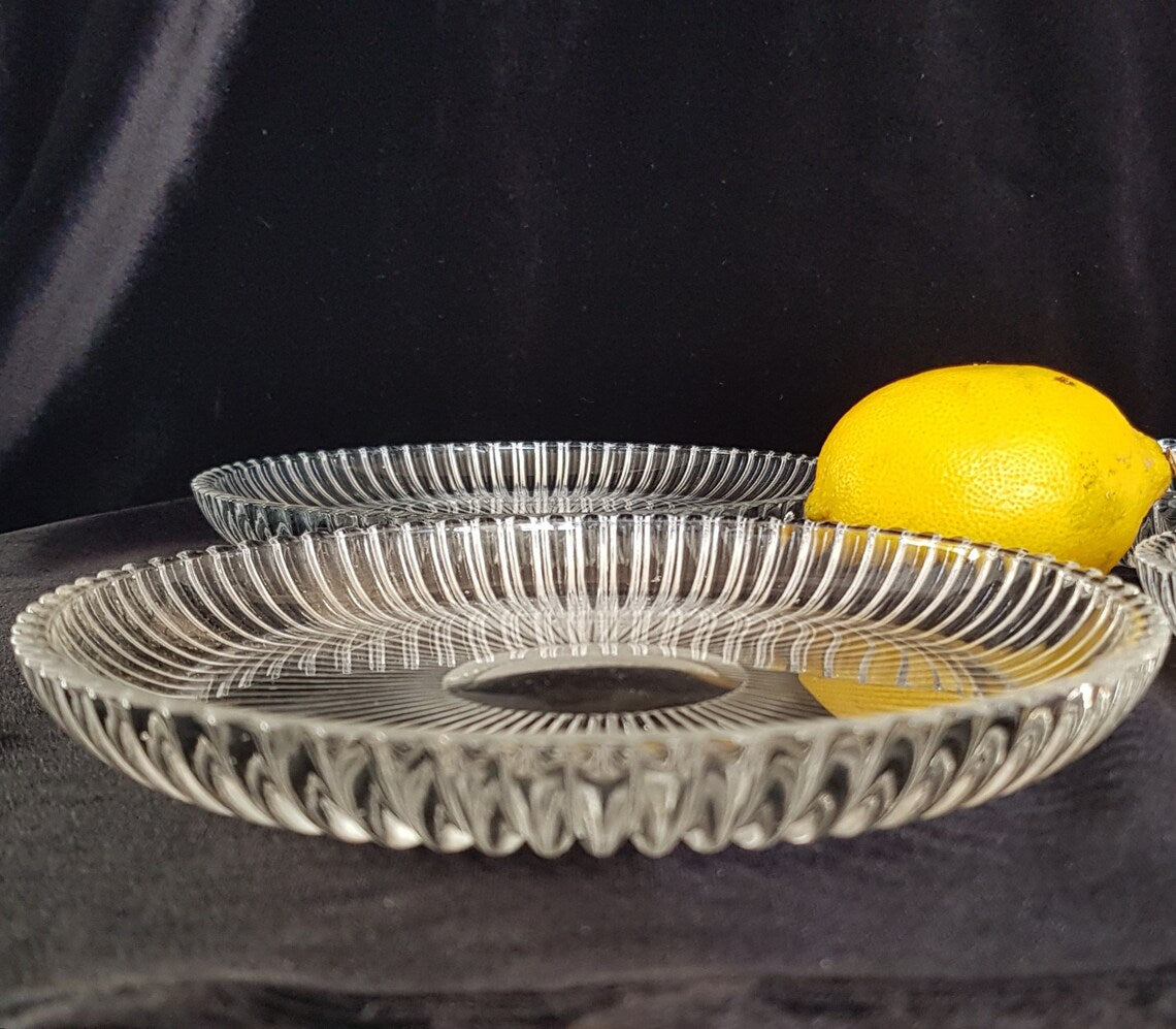 2pcs Small Ribbed glass dessert round plate - Diqqawi Plates