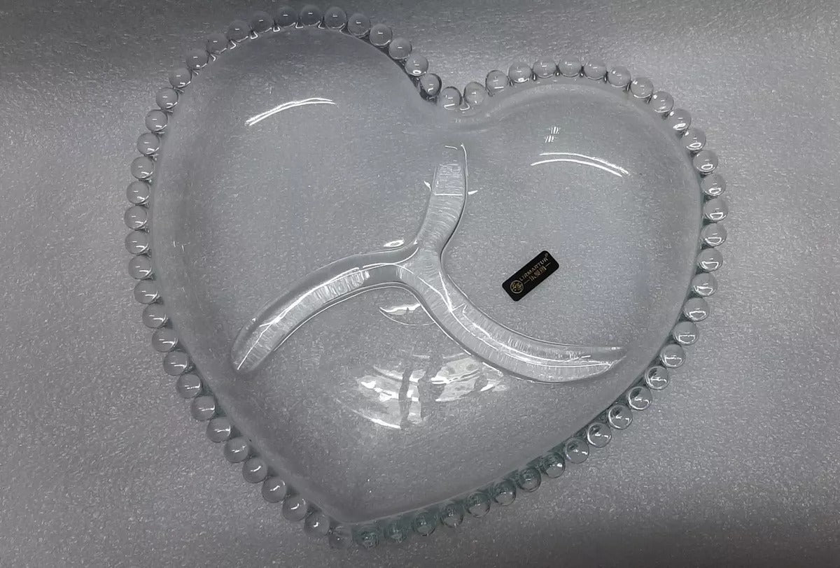 Heart Patterned Glass Plate with 3 Dividers - Diqqawi Plates