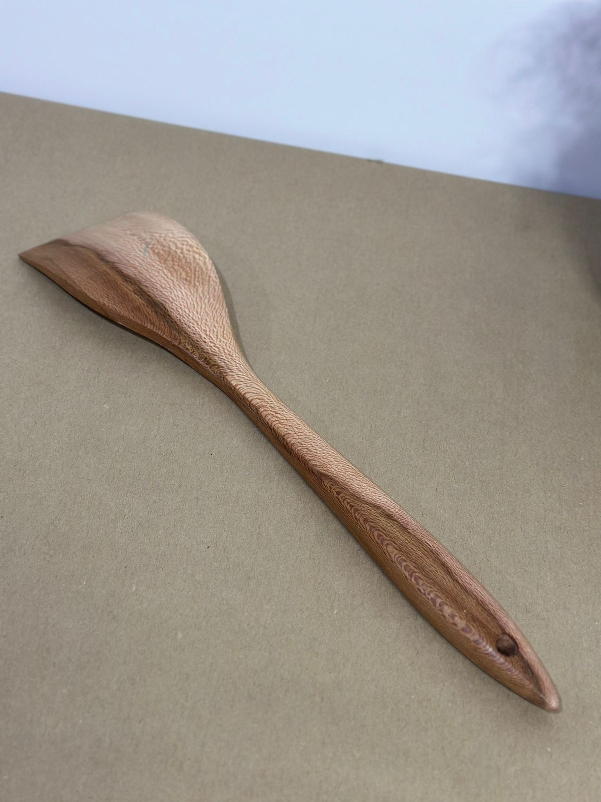 Wooden Spatula with Long Handle – Safe for Non-Stick Cookware - Diqqawi Plates