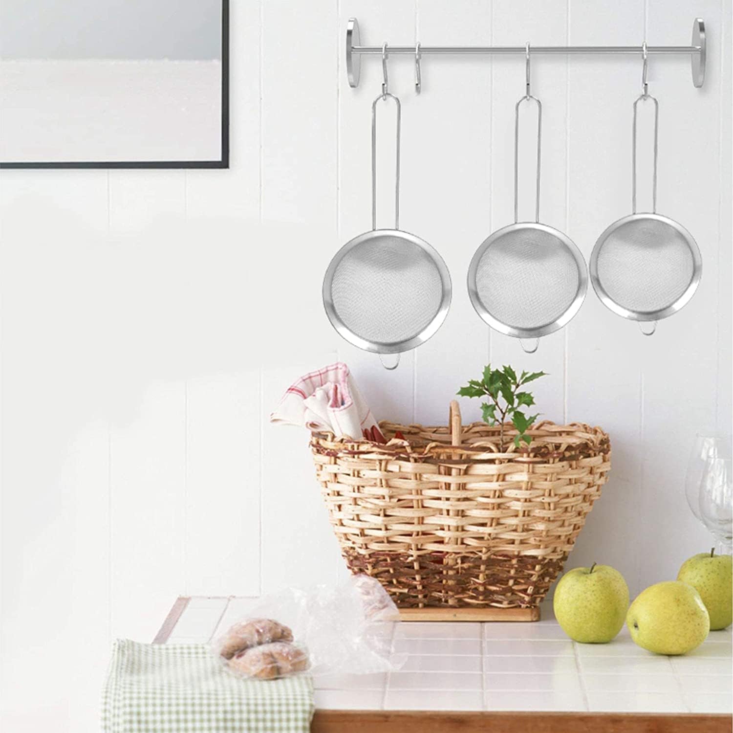 stainless steel strainer Fine Mesh - Diqqawi Plates