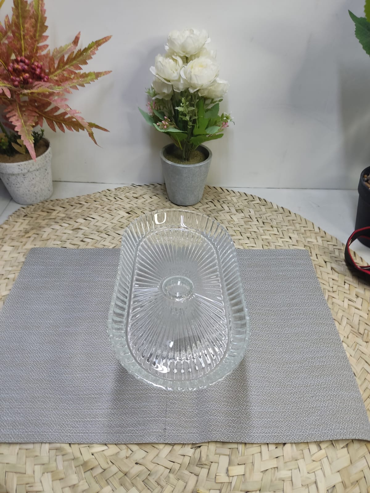 Glass Footed Stand for Cakes, Candies & Fruits