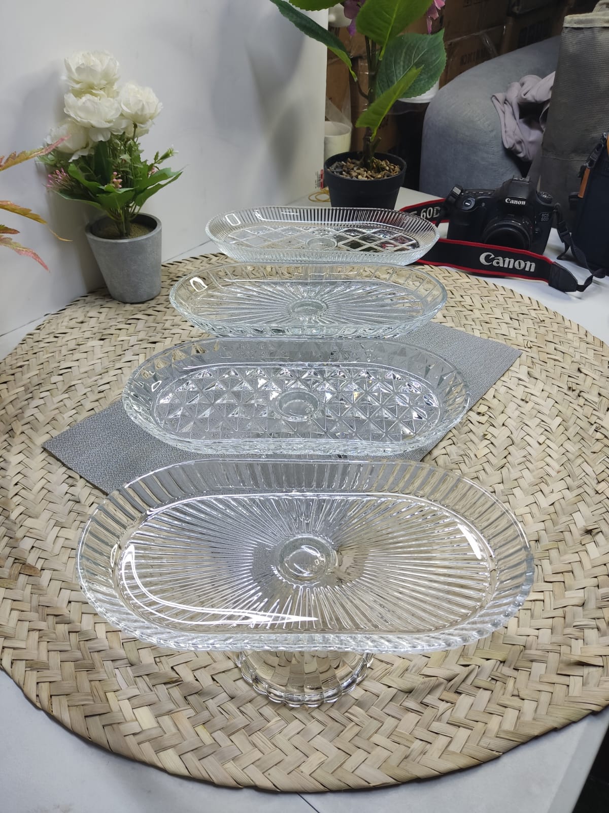Glass Footed Stand for Cakes, Candies & Fruits