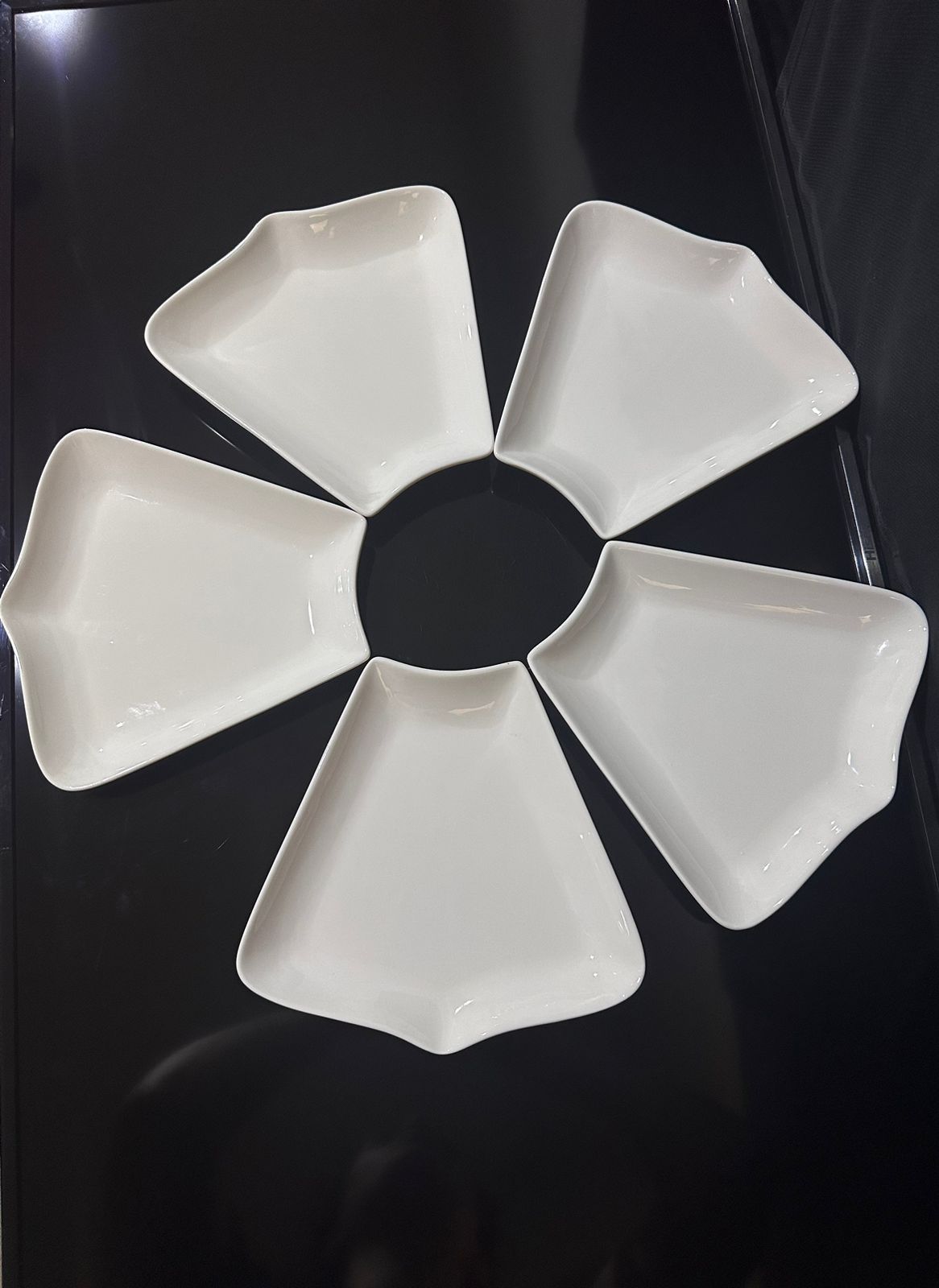 Stylish serving Nuts plate-Styl 1 - Diqqawi Plates