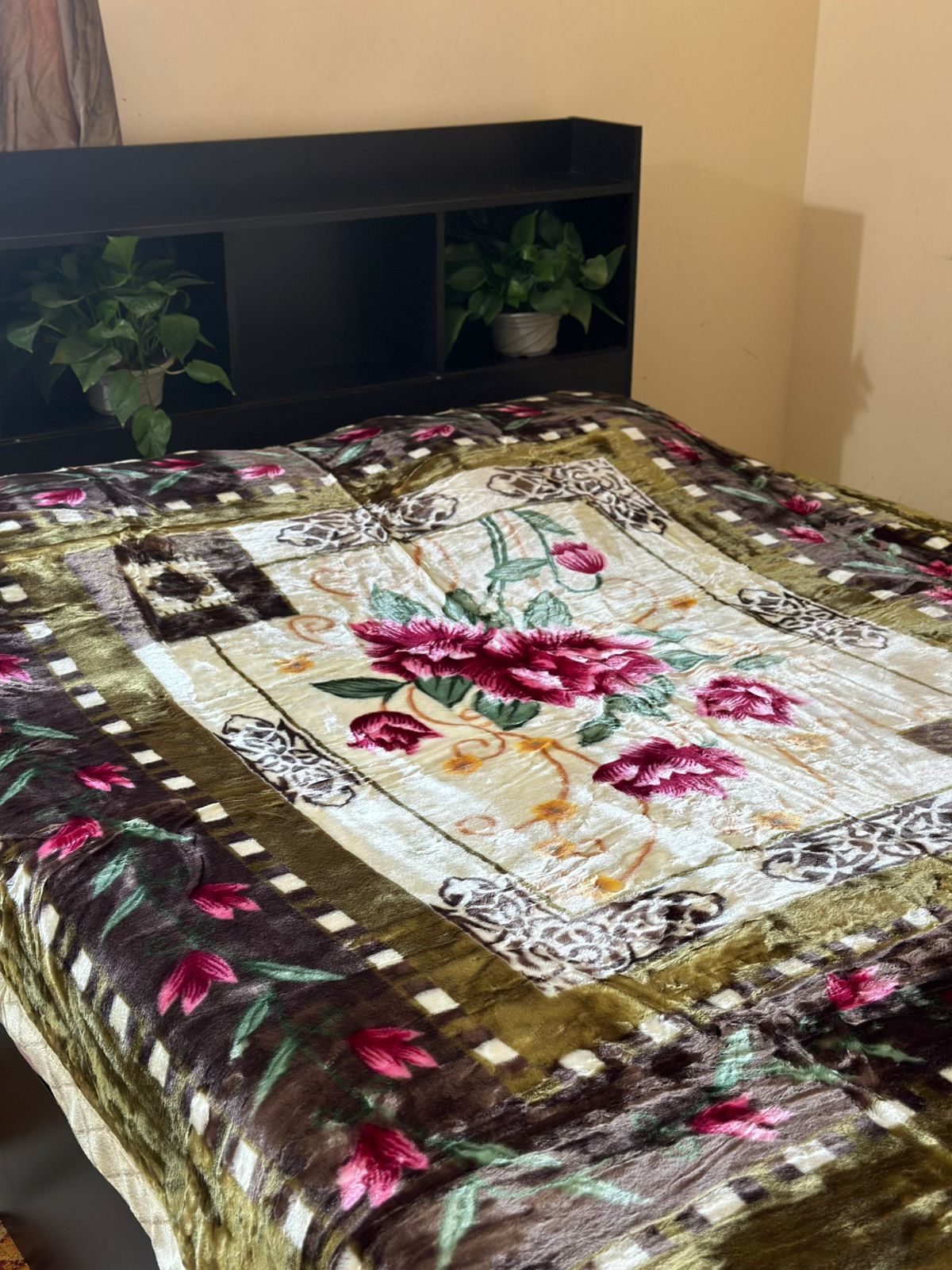 Luxe Winter Comfort Single Bed Blanket 180x220 cm - Diqqawi Plates