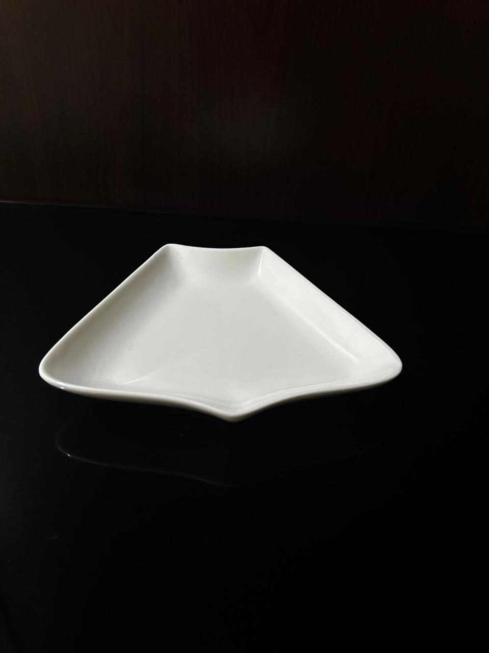 Stylish serving Nuts plate-Styl 1 - Diqqawi Plates