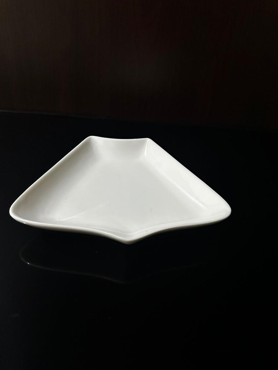 Stylish serving Nuts plate-Styl 1 - Diqqawi Plates