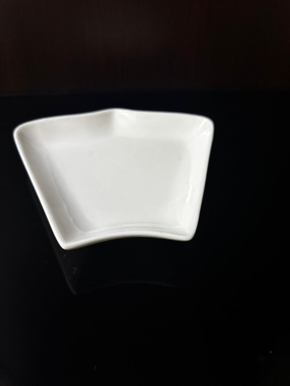 Stylish serving Nuts plate-Styl 1 - Diqqawi Plates