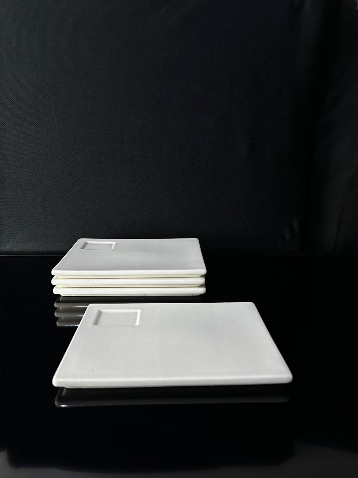Rectangle Bright White Porcelain Flat Plate styl1 - Diqqawi Plates