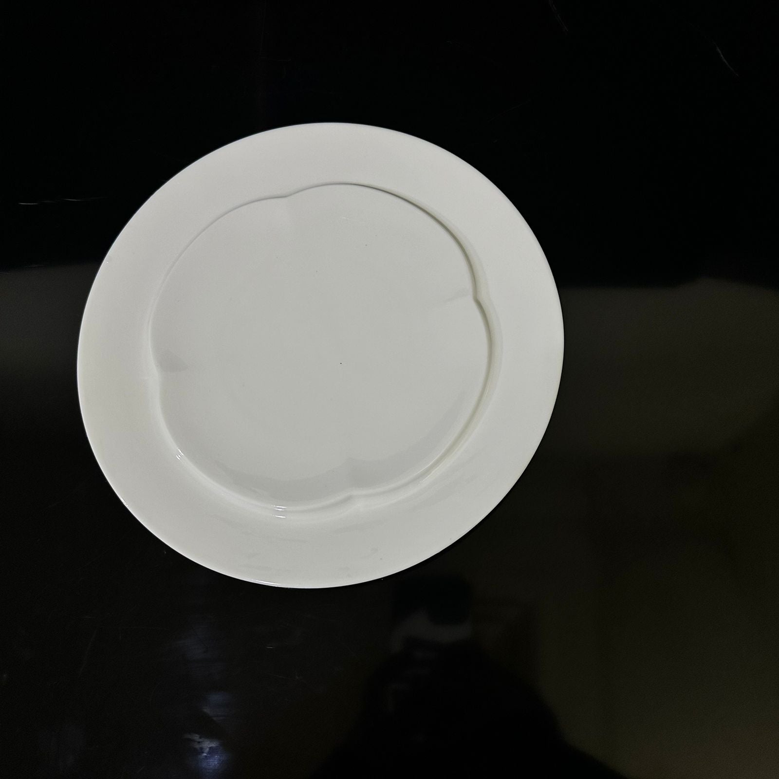 Luxury circle White Porcelain Plate styl8 - Diqqawi Plates