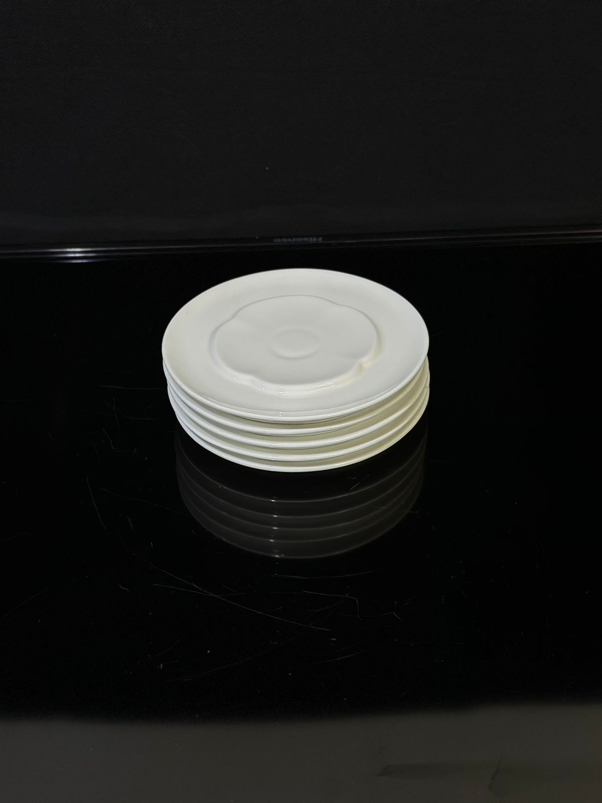 Luxury circle White Porcelain Plate styl8 - Diqqawi Plates