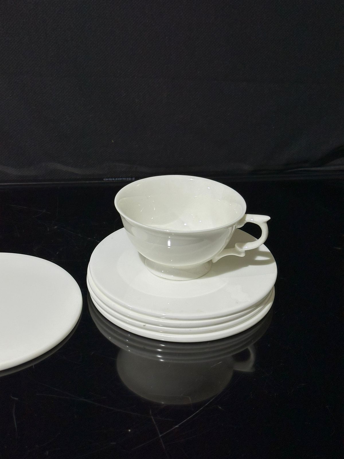 Small Circle Base Holder for Hot teapot - Diqqawi Plates