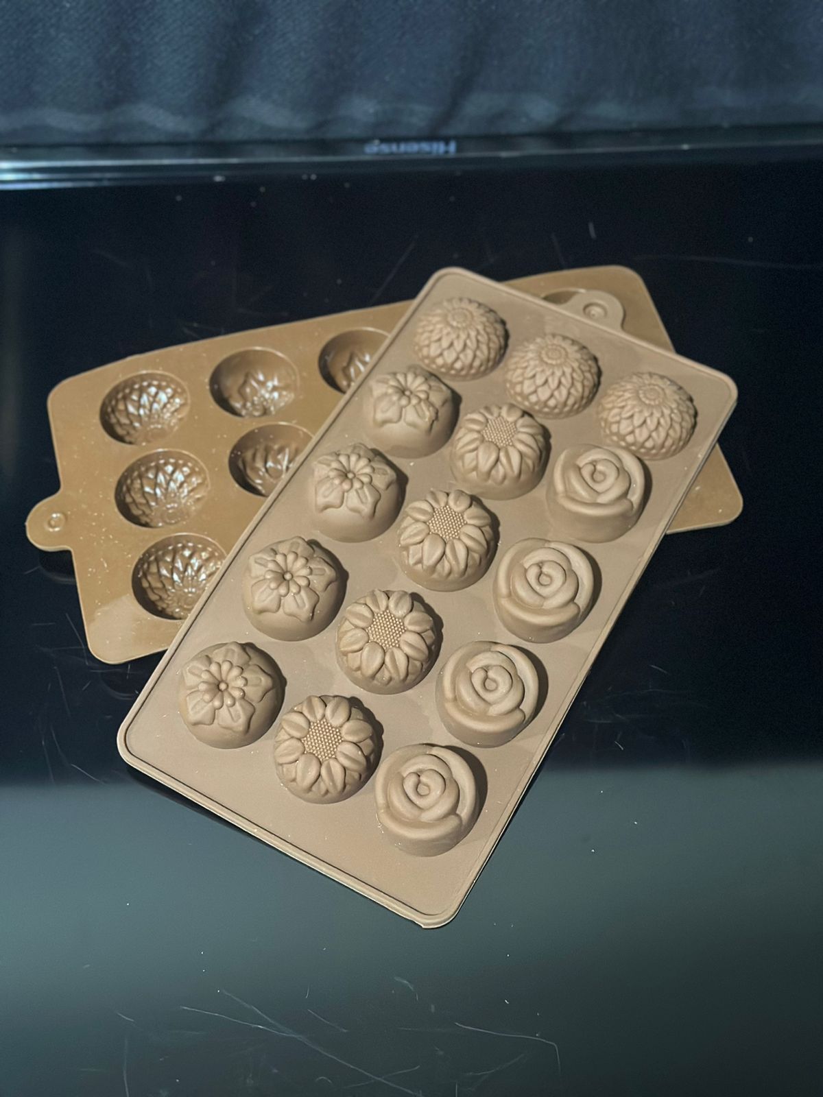 Silicone Chocolate Ice Cube Molds - Diqqawi Plates