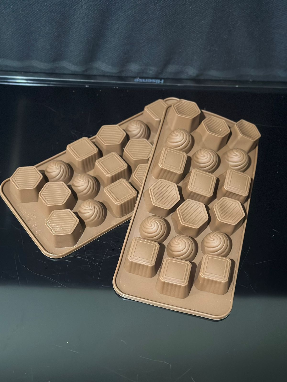 Silicone Chocolate Ice Cube Molds - Diqqawi Plates