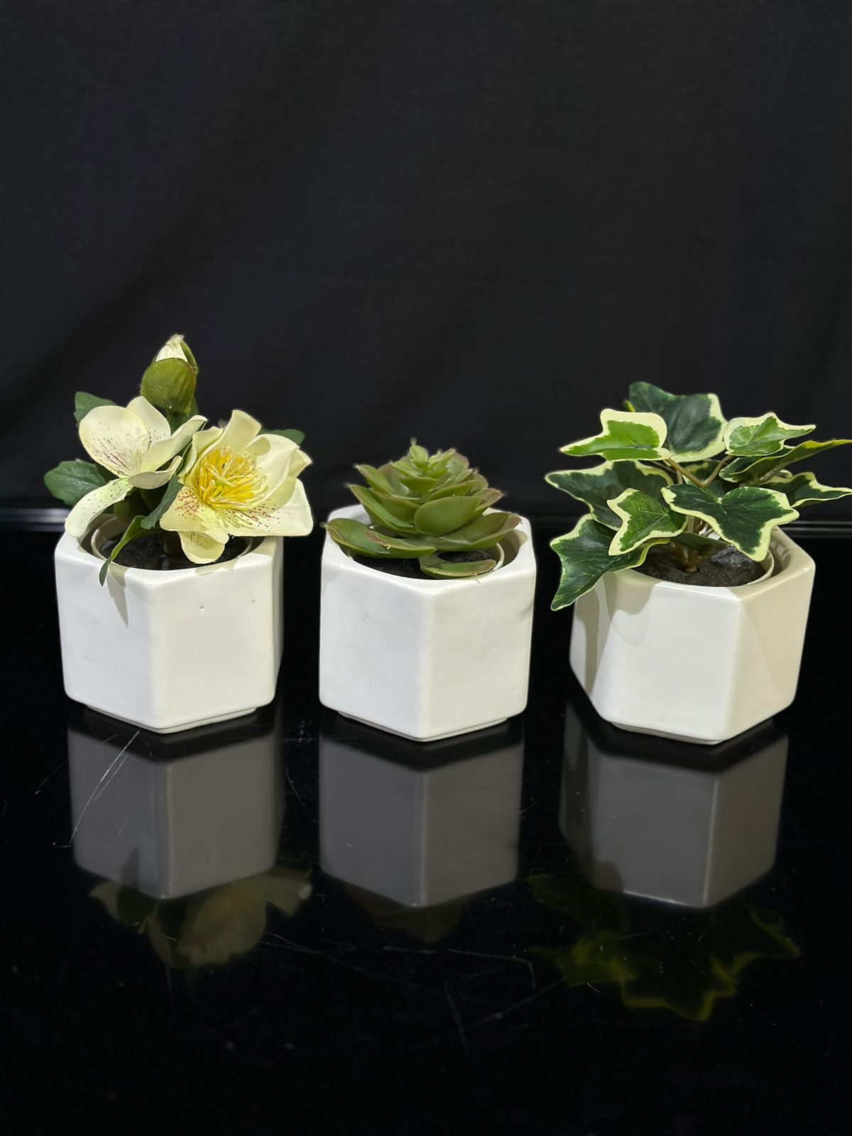 Small flower vase porcelain styl14 - Diqqawi Plates