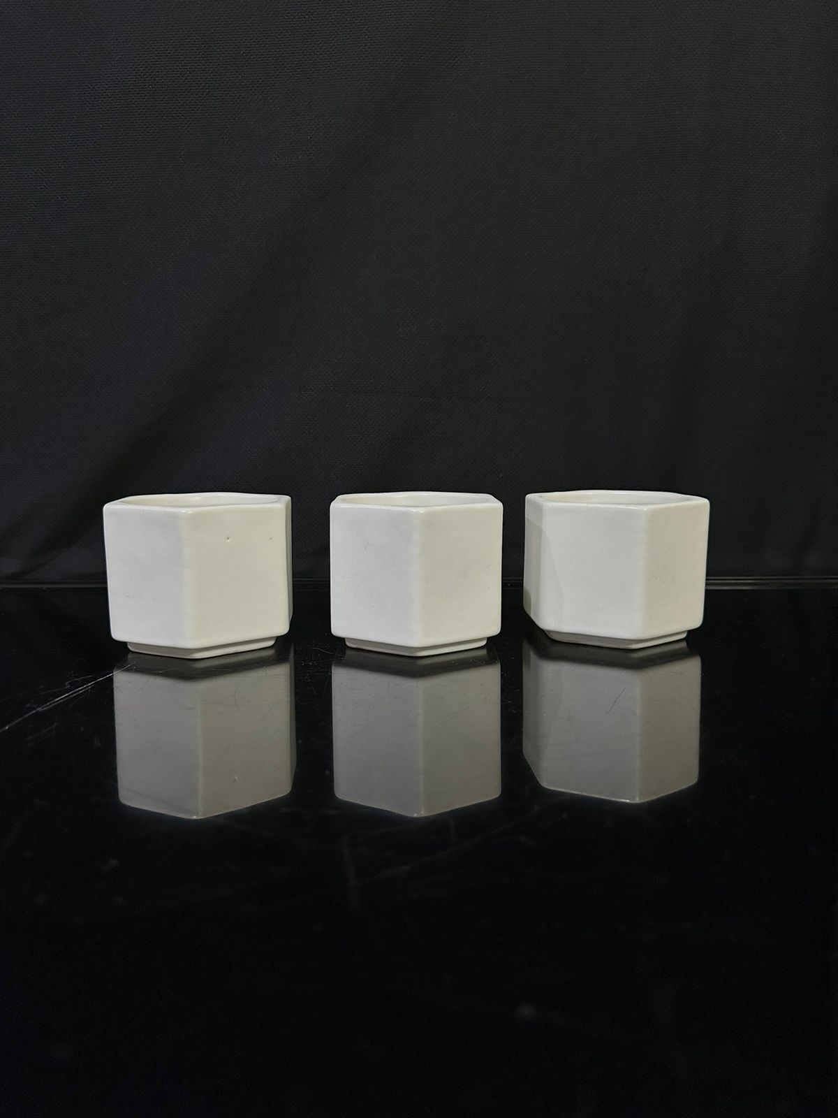 Small flower vase porcelain styl14 - Diqqawi Plates