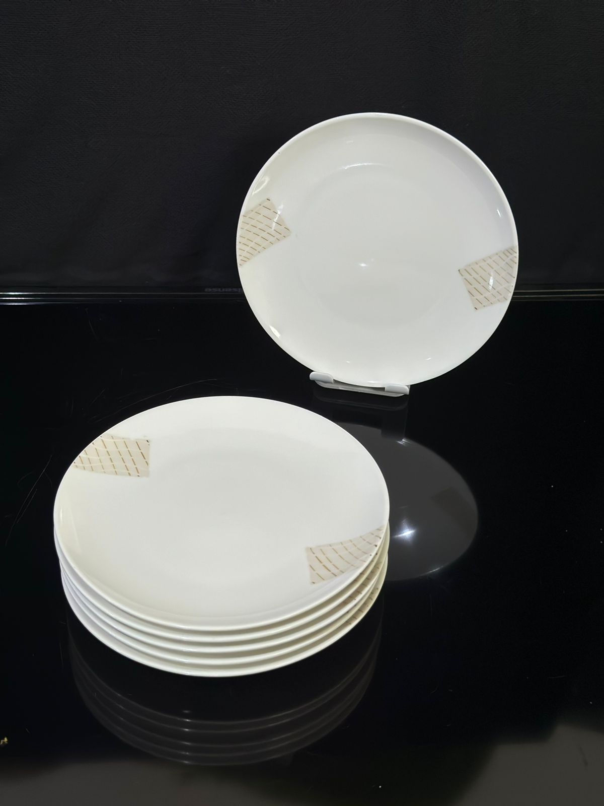Stylish 7-Inch Porcelain Side Plate - Diqqawi Plates