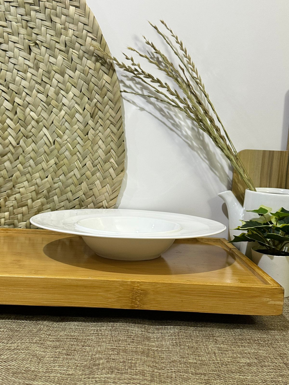 Luxury Large Dining Plate with a dip - Diqqawi Plates