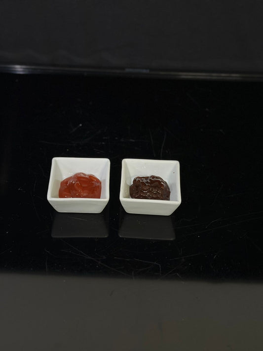 Small Square Porcelain Sauce container - Diqqawi Plates