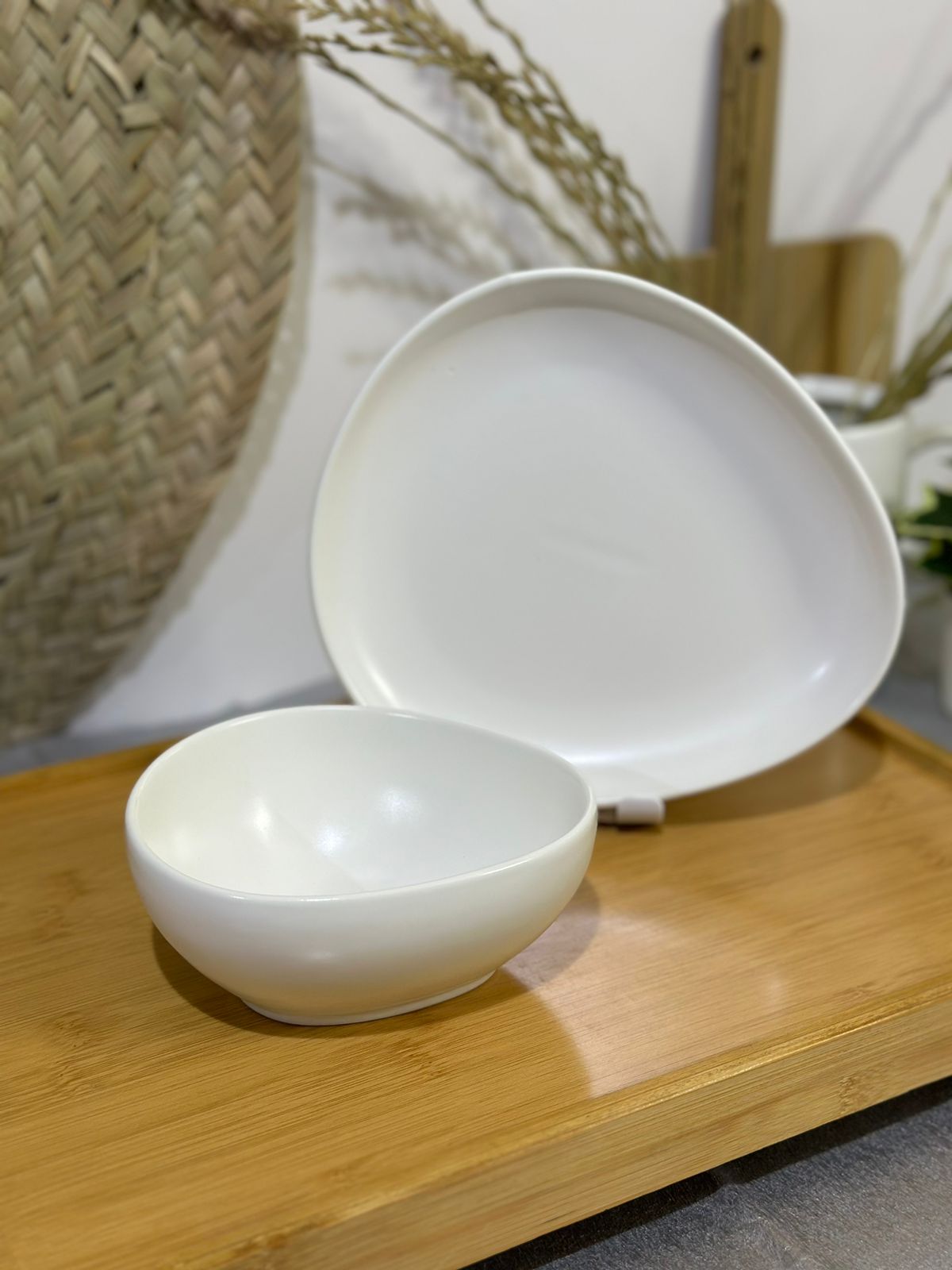 Luxury Stylish Medium Porcelain Bowl with plate - Diqqawi Plates