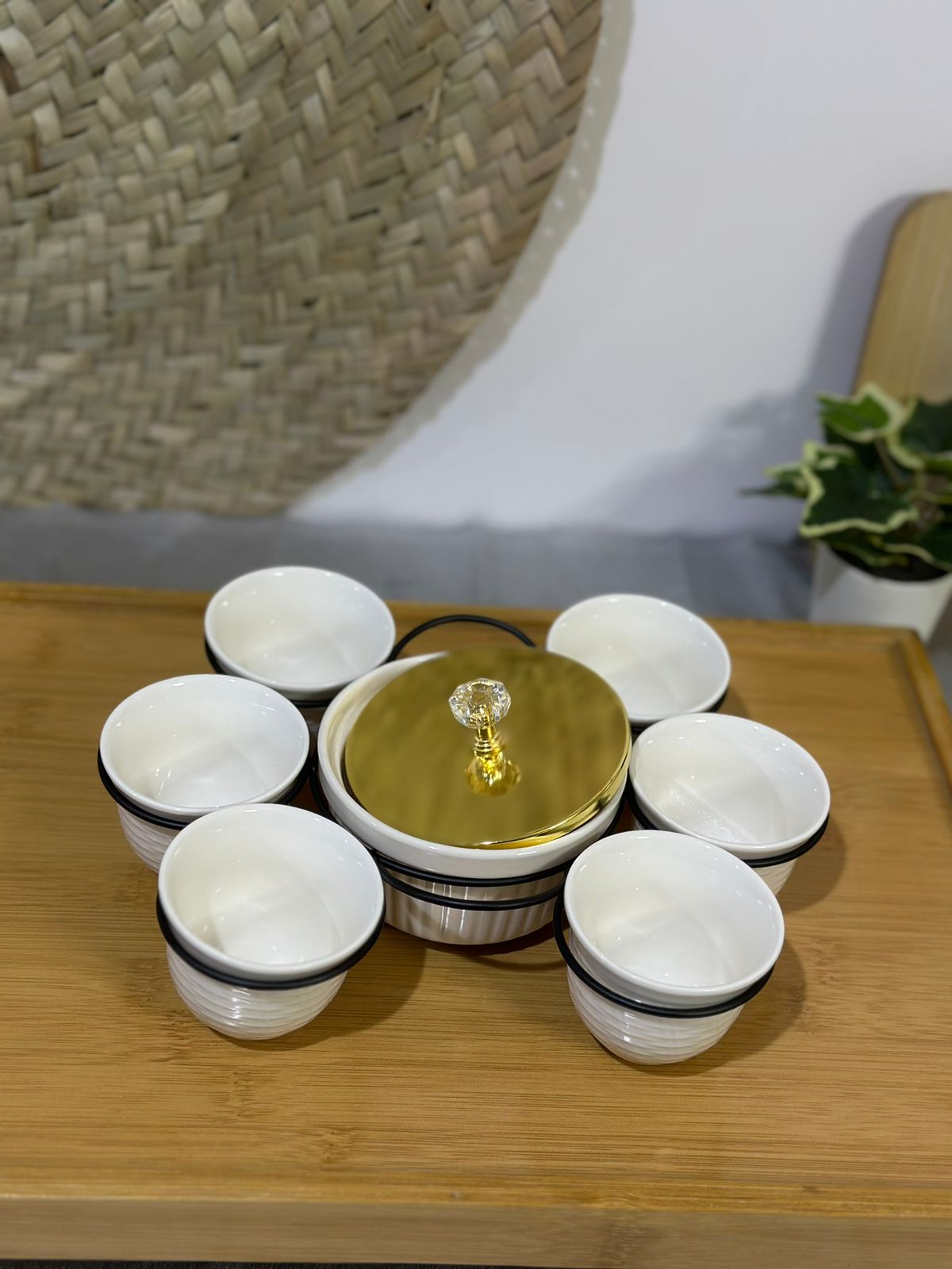 7 pcs Arabic Coffee Cups with Serving Bowl - Diqqawi Plates