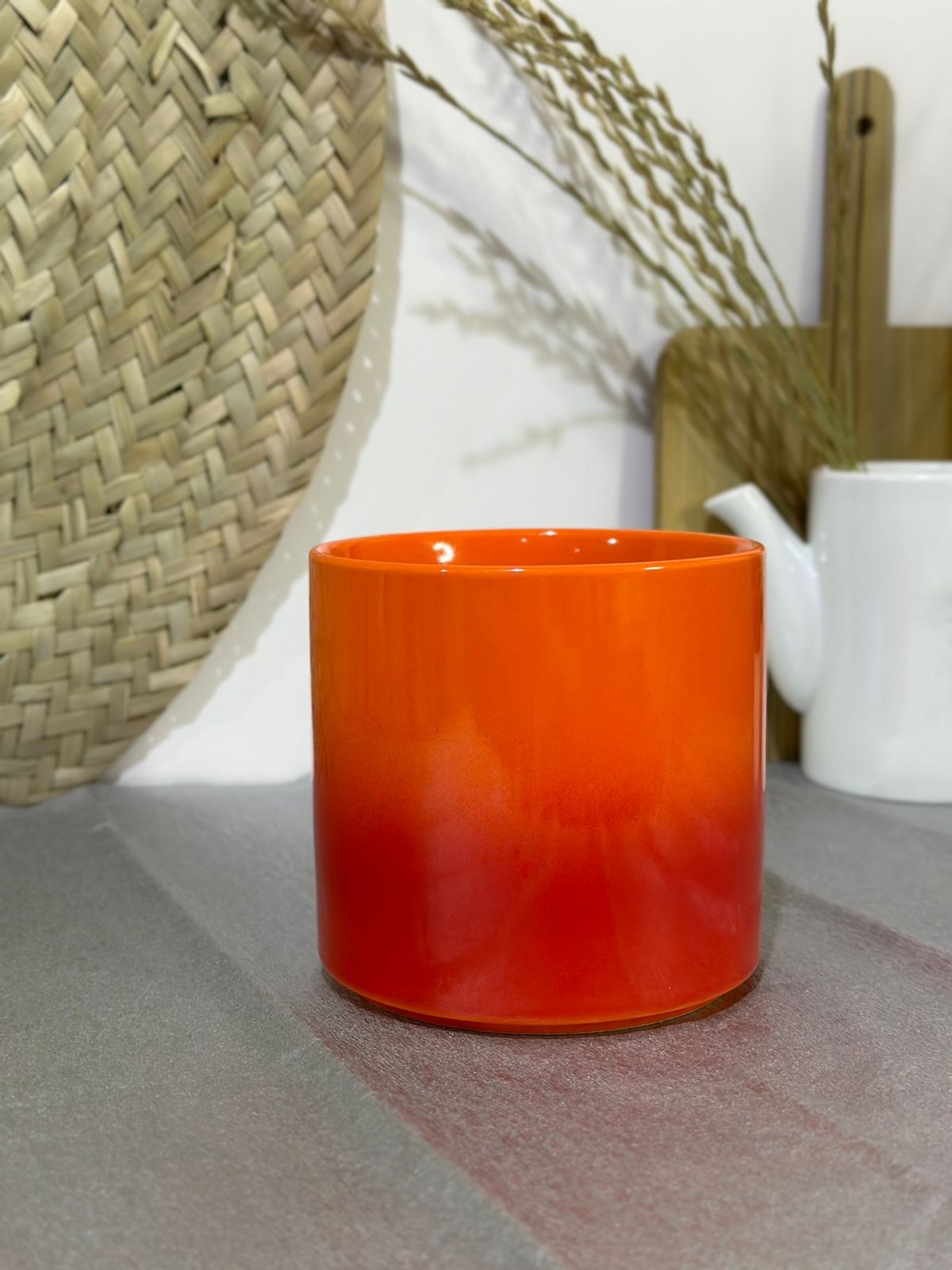 Porcelain Flower Vase (Orage) - Diqqawi Plates