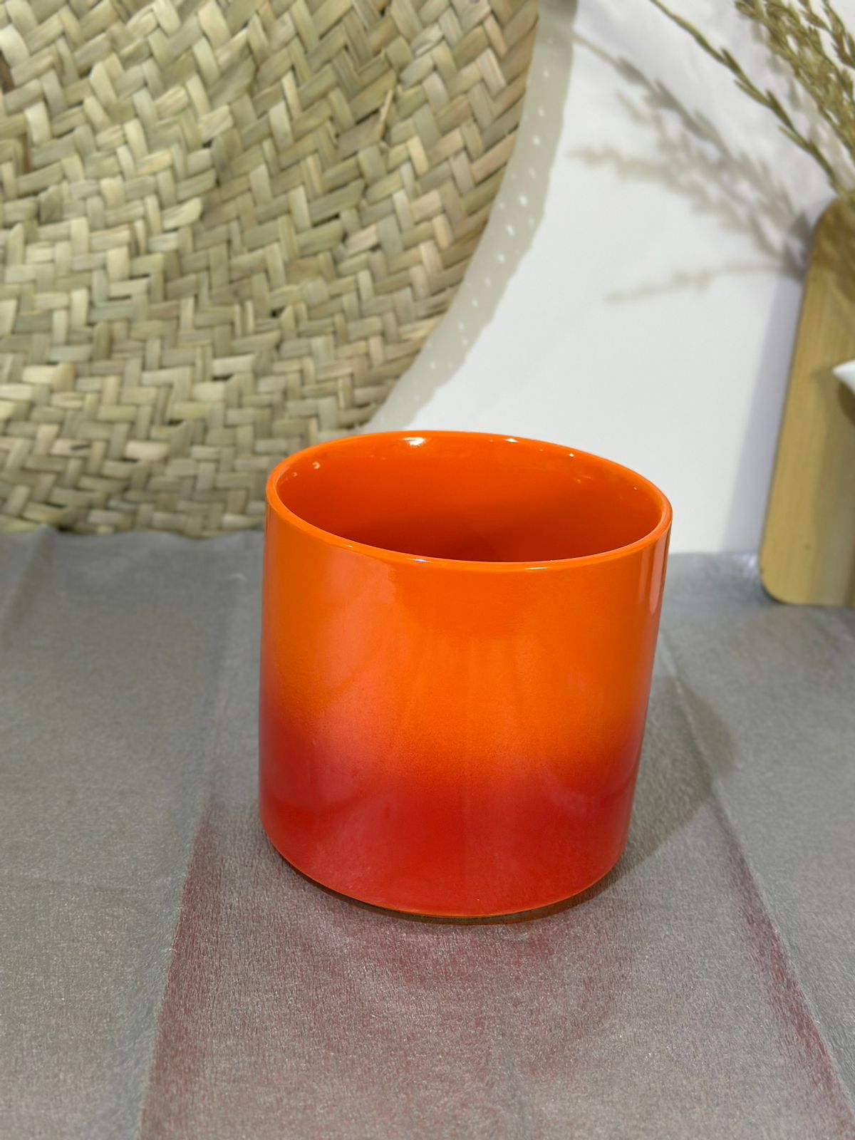 Porcelain Flower Vase (Orage) - Diqqawi Plates