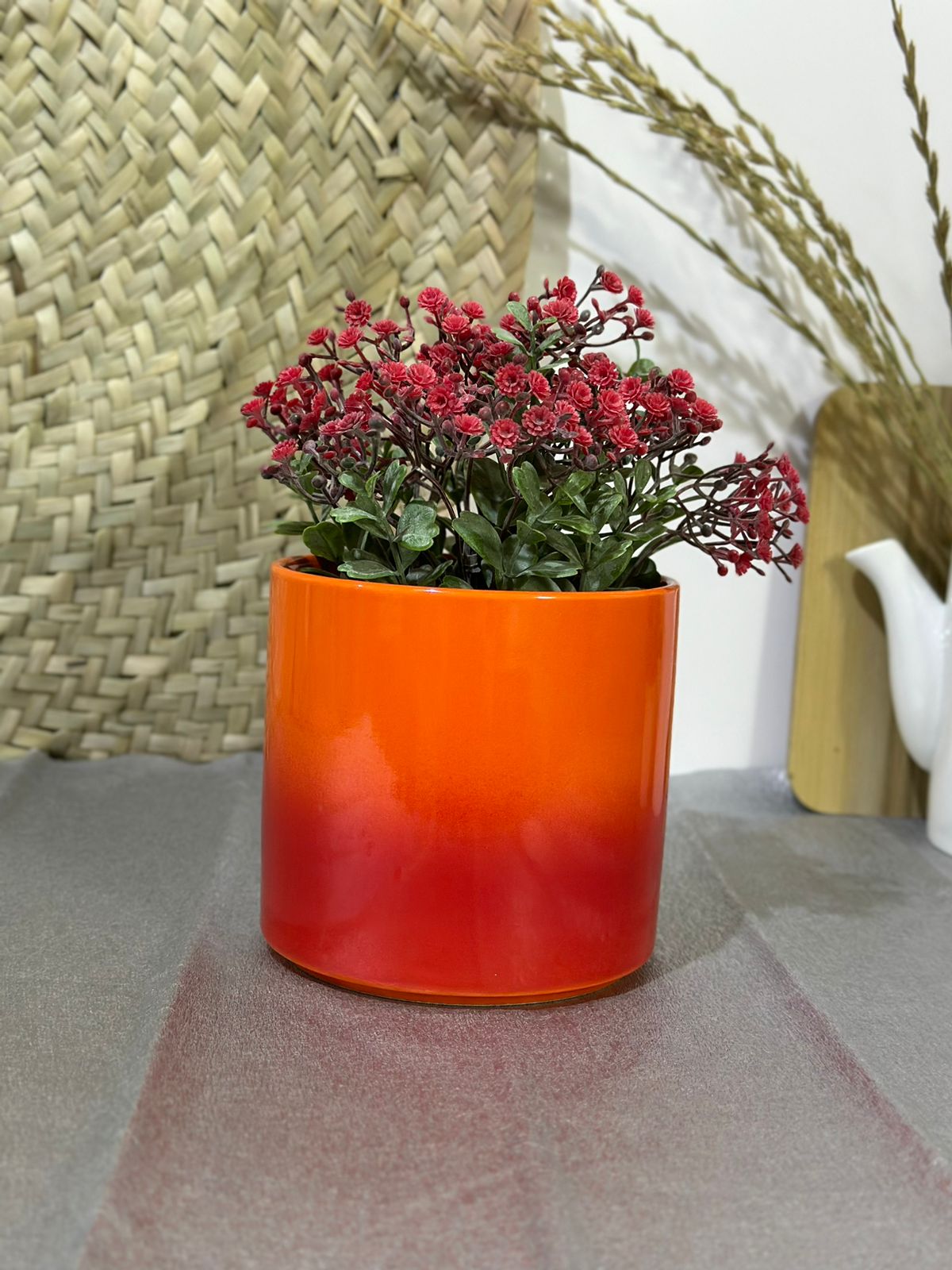 Porcelain Flower Vase (Orage) - Diqqawi Plates