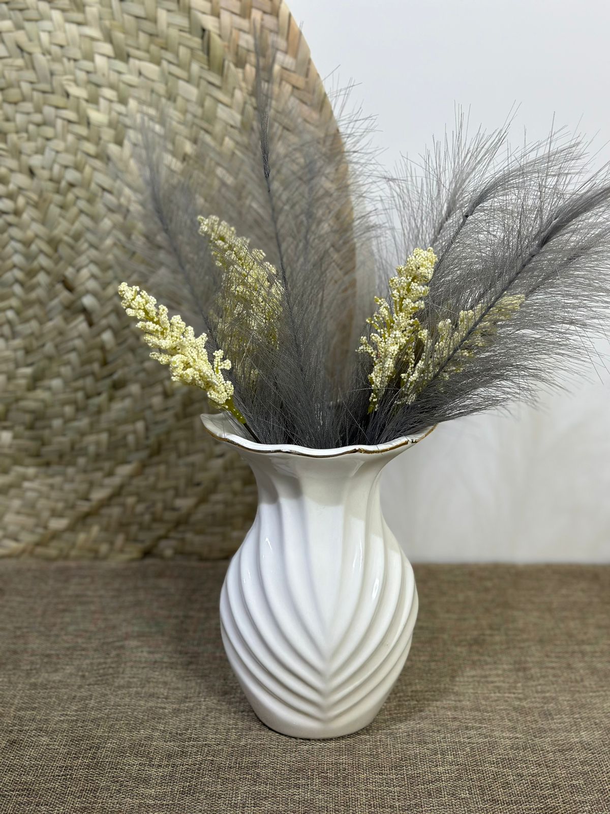 Porcelain Flower Vase styl6 - Diqqawi Plates