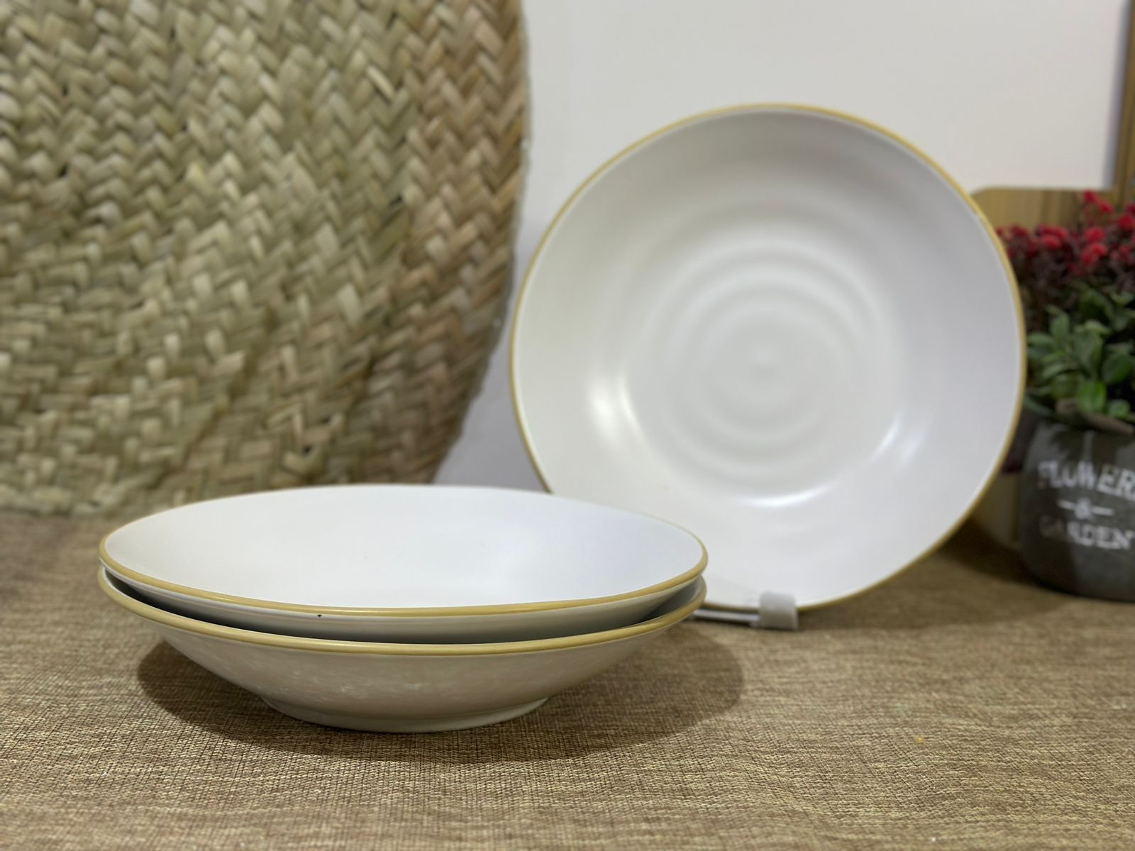 Luxury large Serving & dinning plate 22cm - Diqqawi Plates