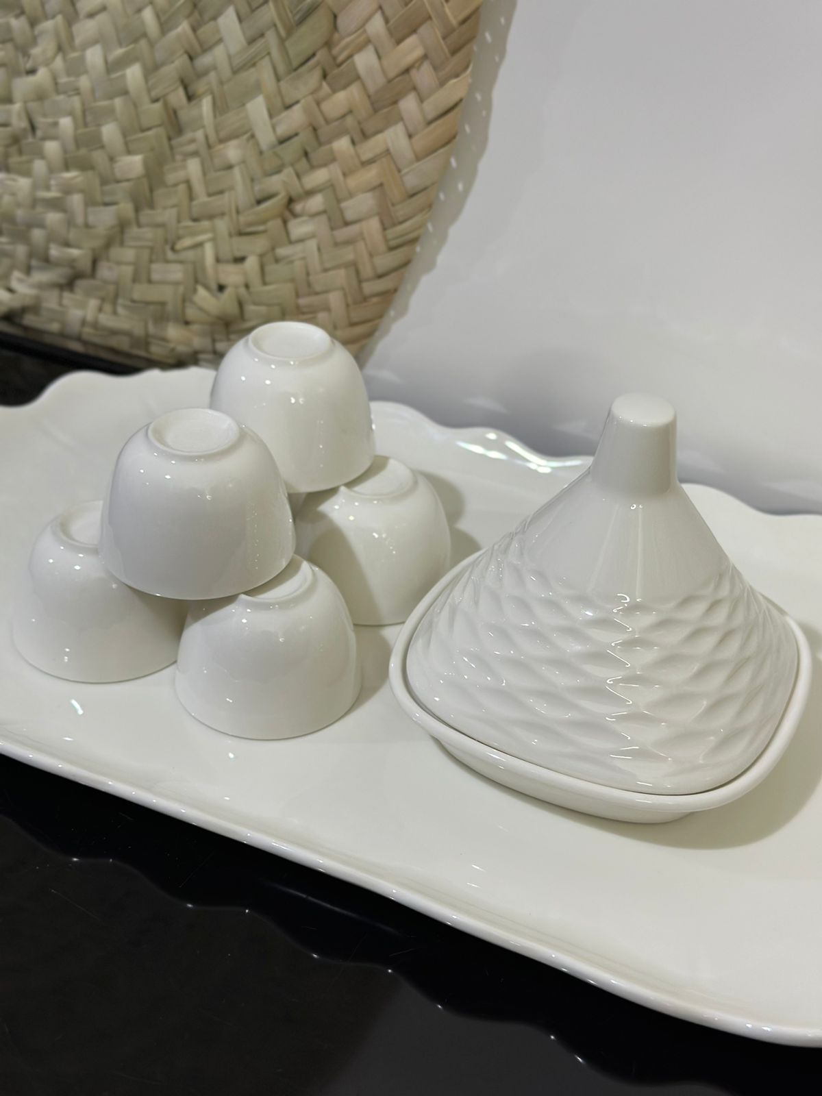 7pcs Luxury Porcelain Arabic coffee cup with Serving bowl - Diqqawi Plates