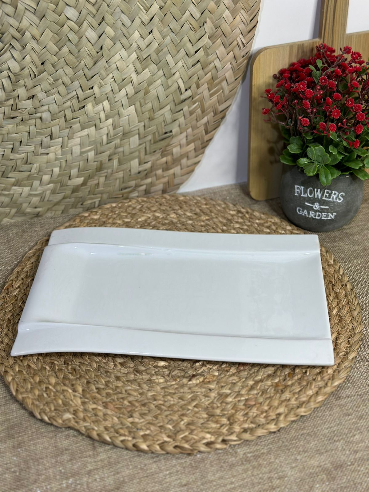 Luxury Rectangular serving Porcelain plate - Diqqawi Plates
