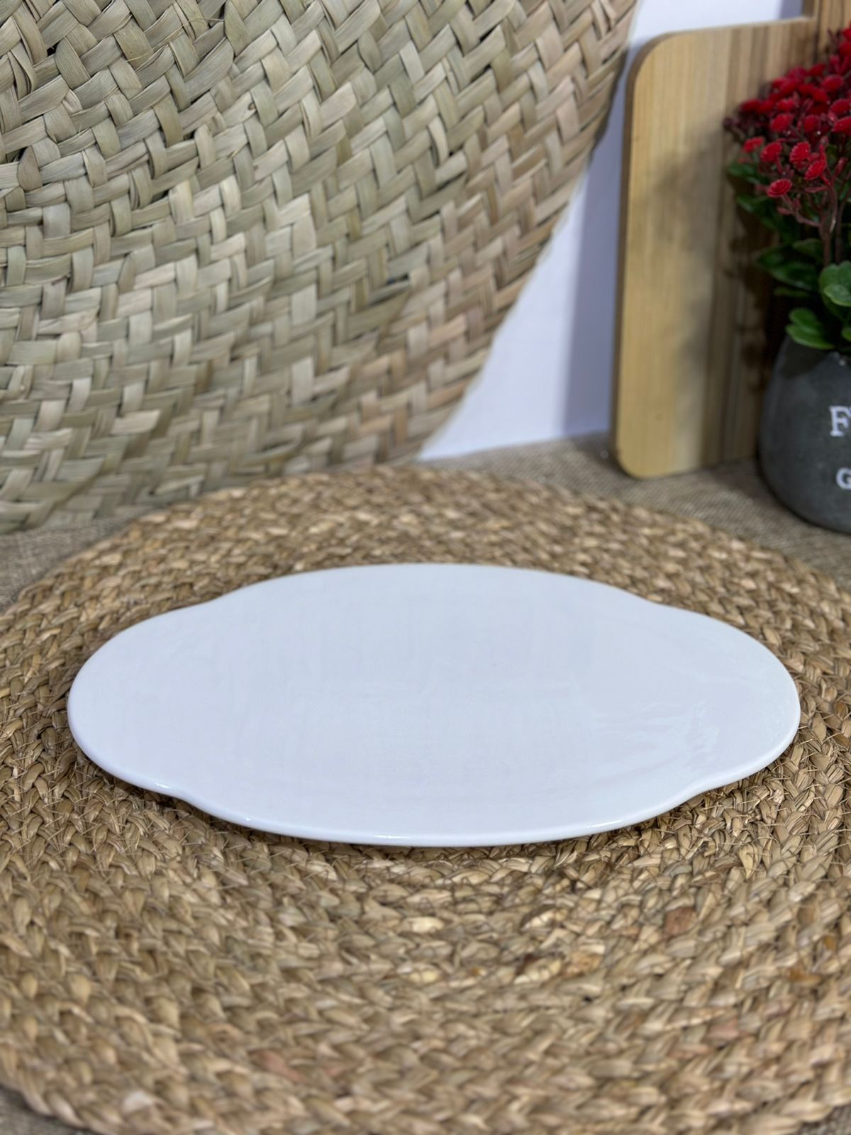 Oval flat plate porcelain 26x16cm - Diqqawi Plates