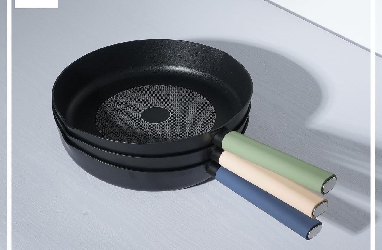 PremiumHigh Quality Large 32cm Frying Pan - Diqqawi Plates