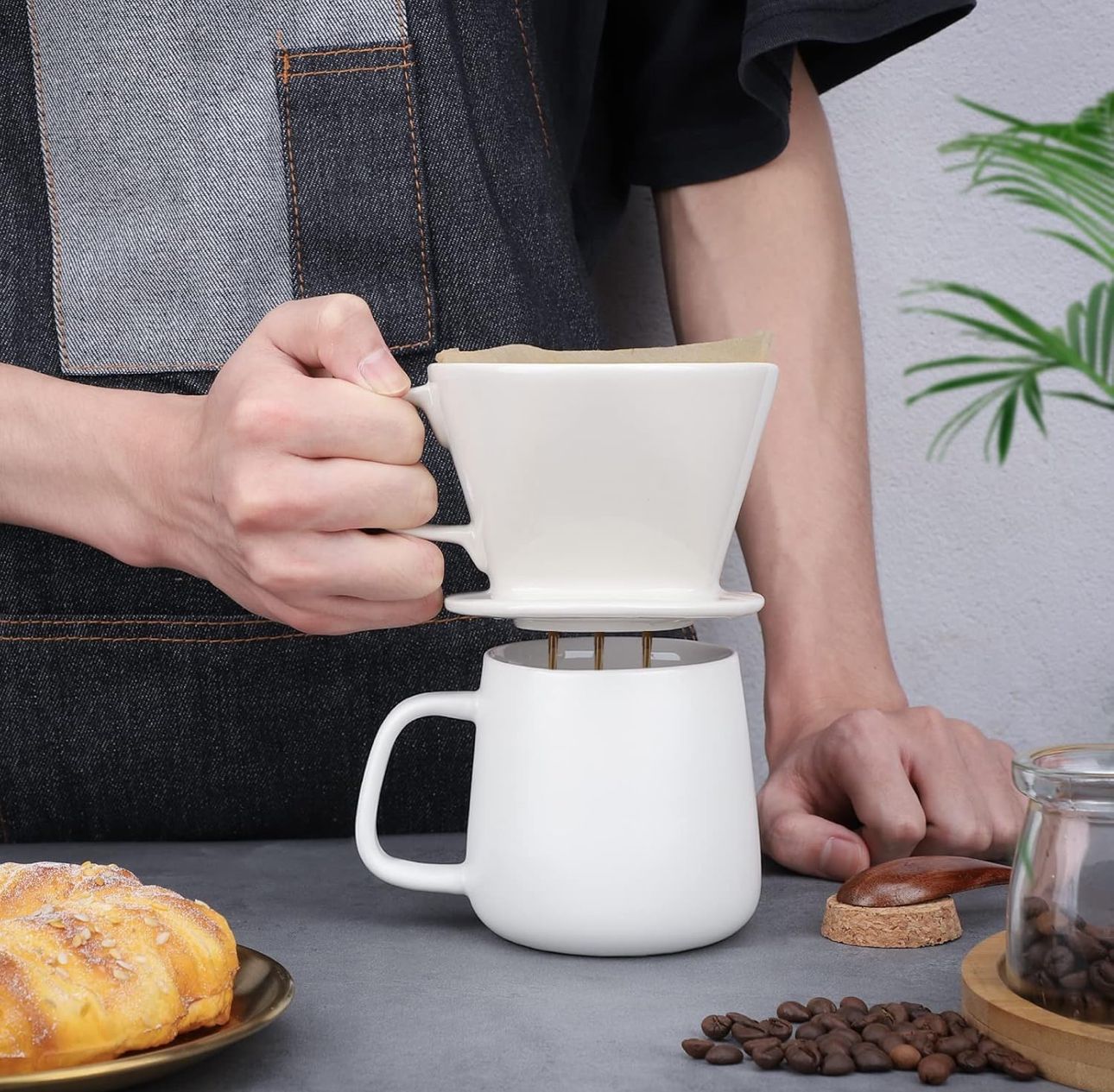 Ceramic Pour Over Coffee Dripper - White - Diqqawi Plates
