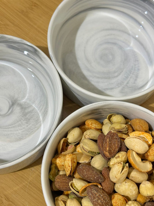 Luxury Medium Porcelain Bowl for Serving Soup Nuts - Diqqawi Plates