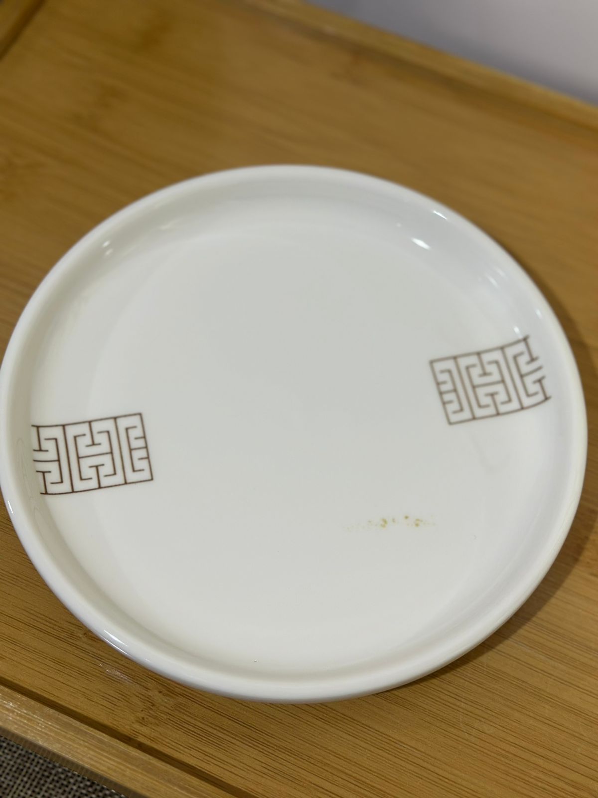 Premium Porcelain Plates – Set of 3 with Minor Defects (Read Description)styl3 - Diqqawi Plates