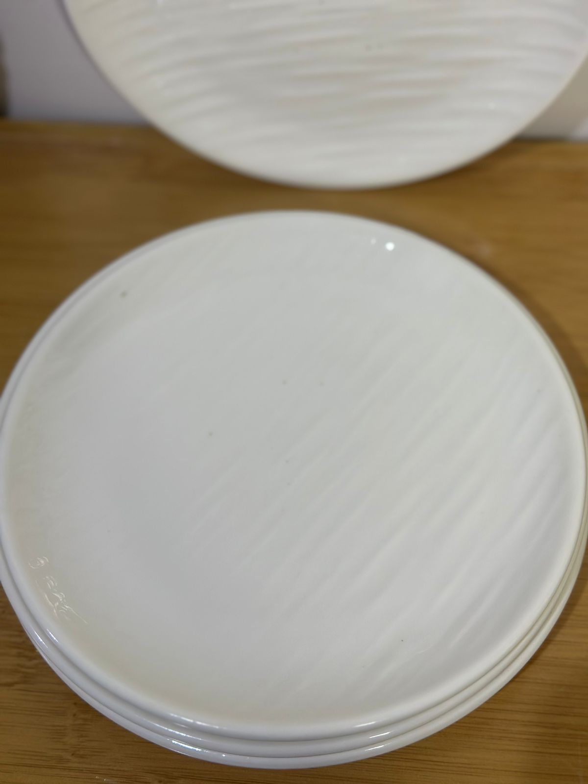 Premium Porcelain Plates – Set of 3 with Minor Defects (Read Description) - Diqqawi Plates