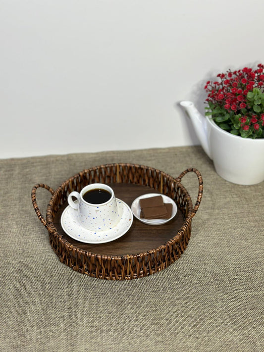 Reinforced Wicker Serving Tray with Iron Frame - Diqqawi Plates
