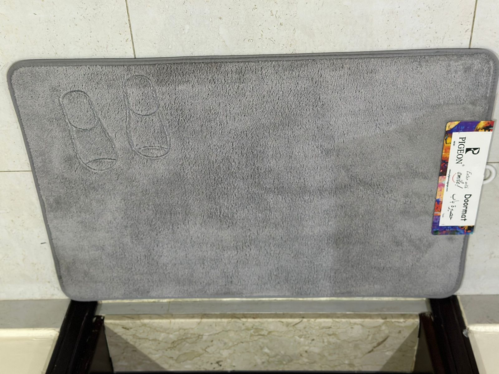 Indoor Non Slip Door Mat-Mint Feet - Diqqawi Plates