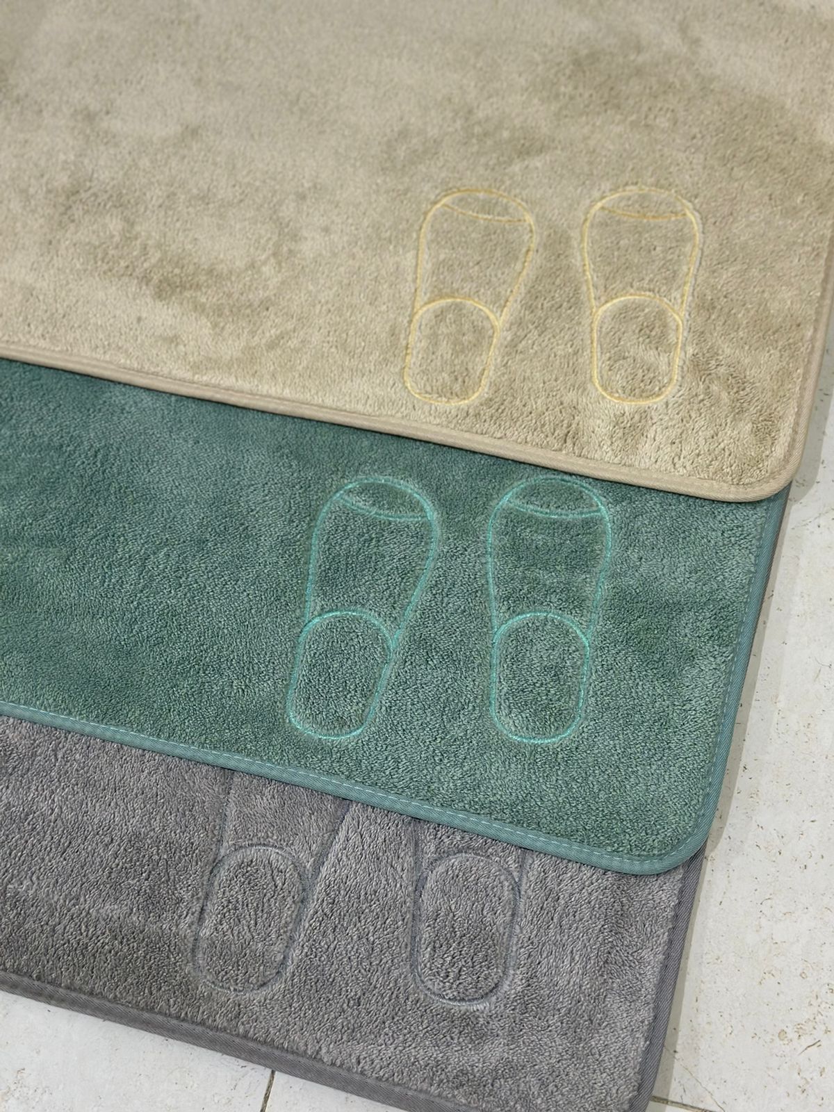 Indoor Non Slip Door Mat-Mint Feet - Diqqawi Plates