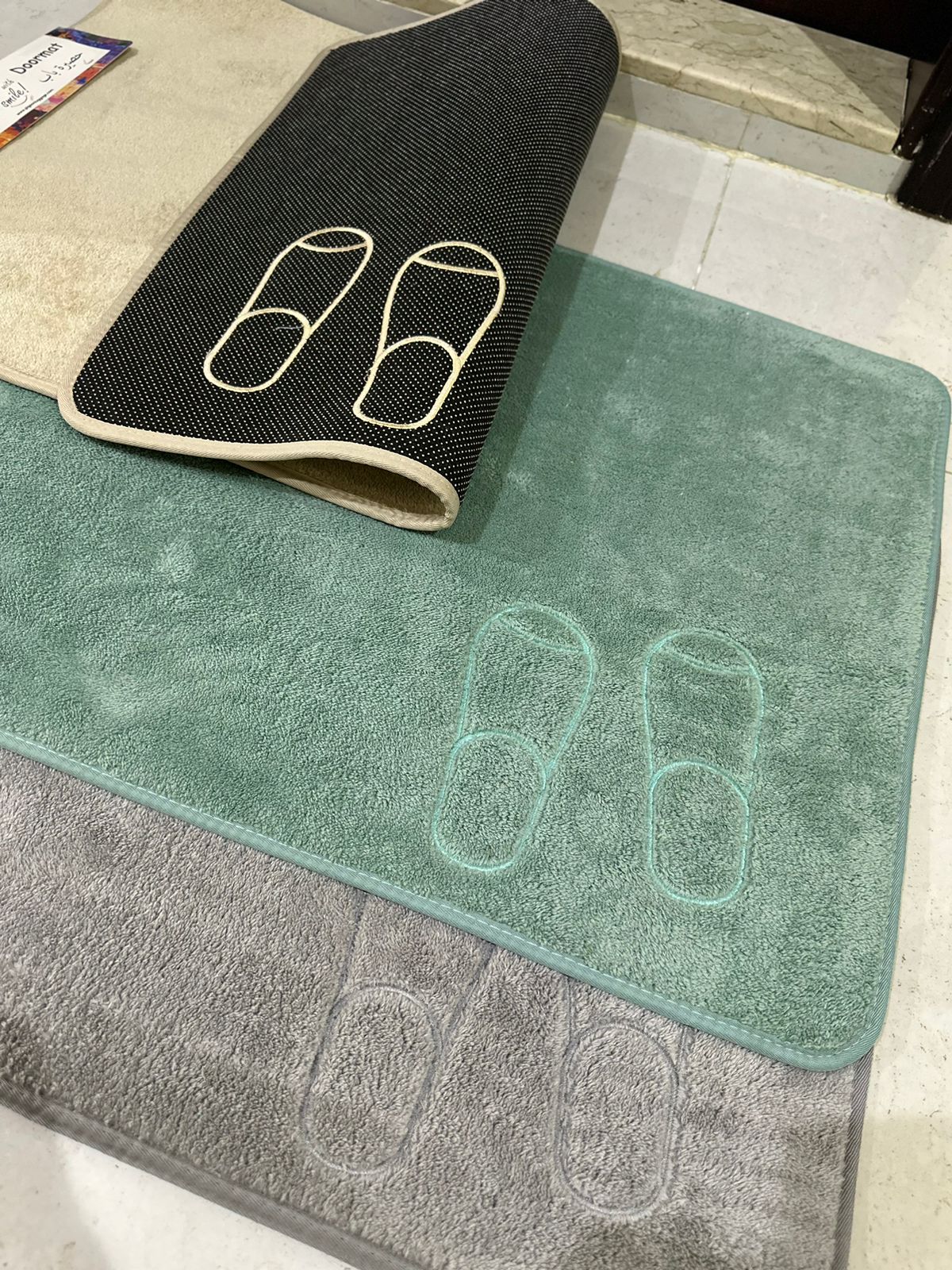 Indoor Non Slip Door Mat-Mint Feet - Diqqawi Plates