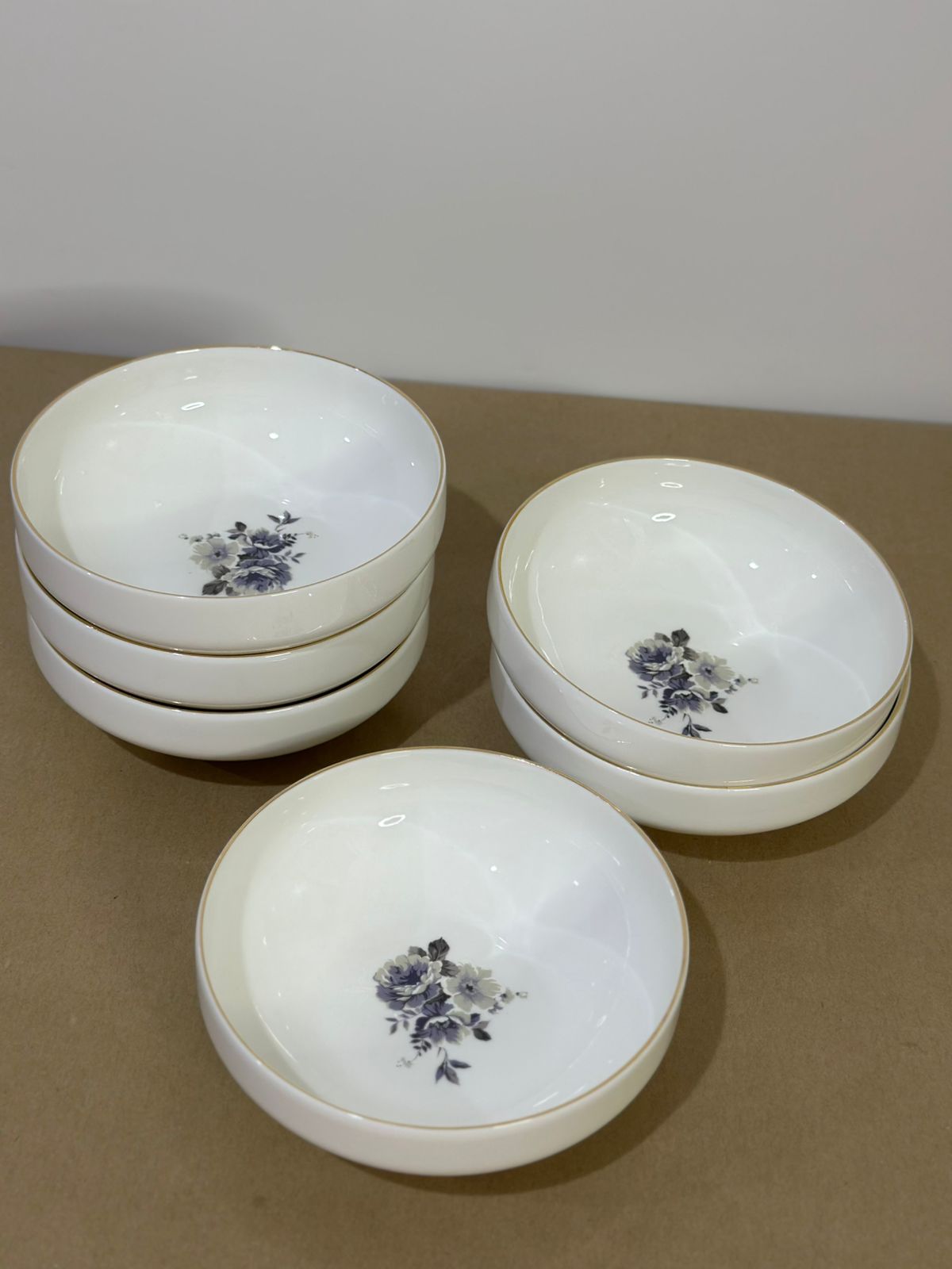 24pcs Dinner Set - Style 3 - Diqqawi Plates