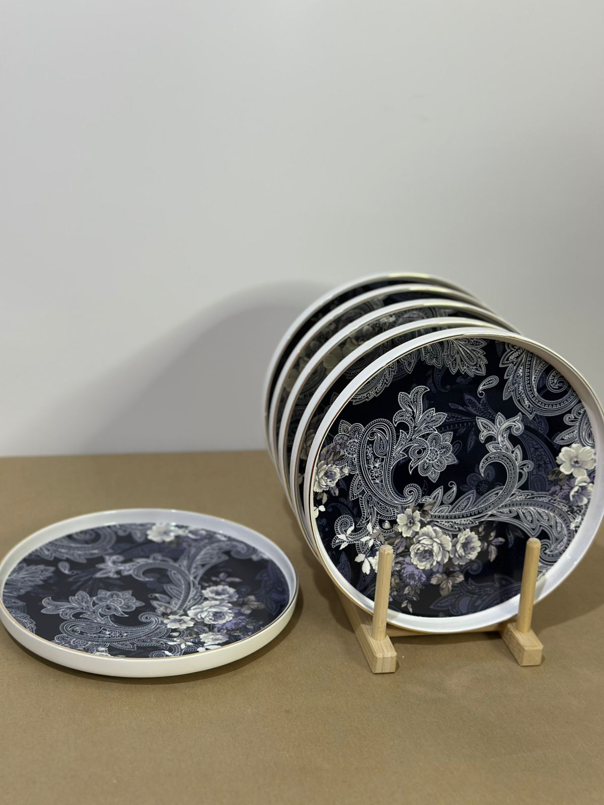 24pcs Dinner Set - Style 3 - Diqqawi Plates