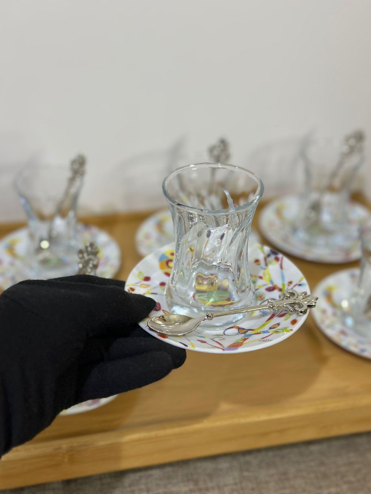 Glass Tea Cup (100ml) with Porcelain Plate & Silver Tea Spoon styl3 - Diqqawi Plates