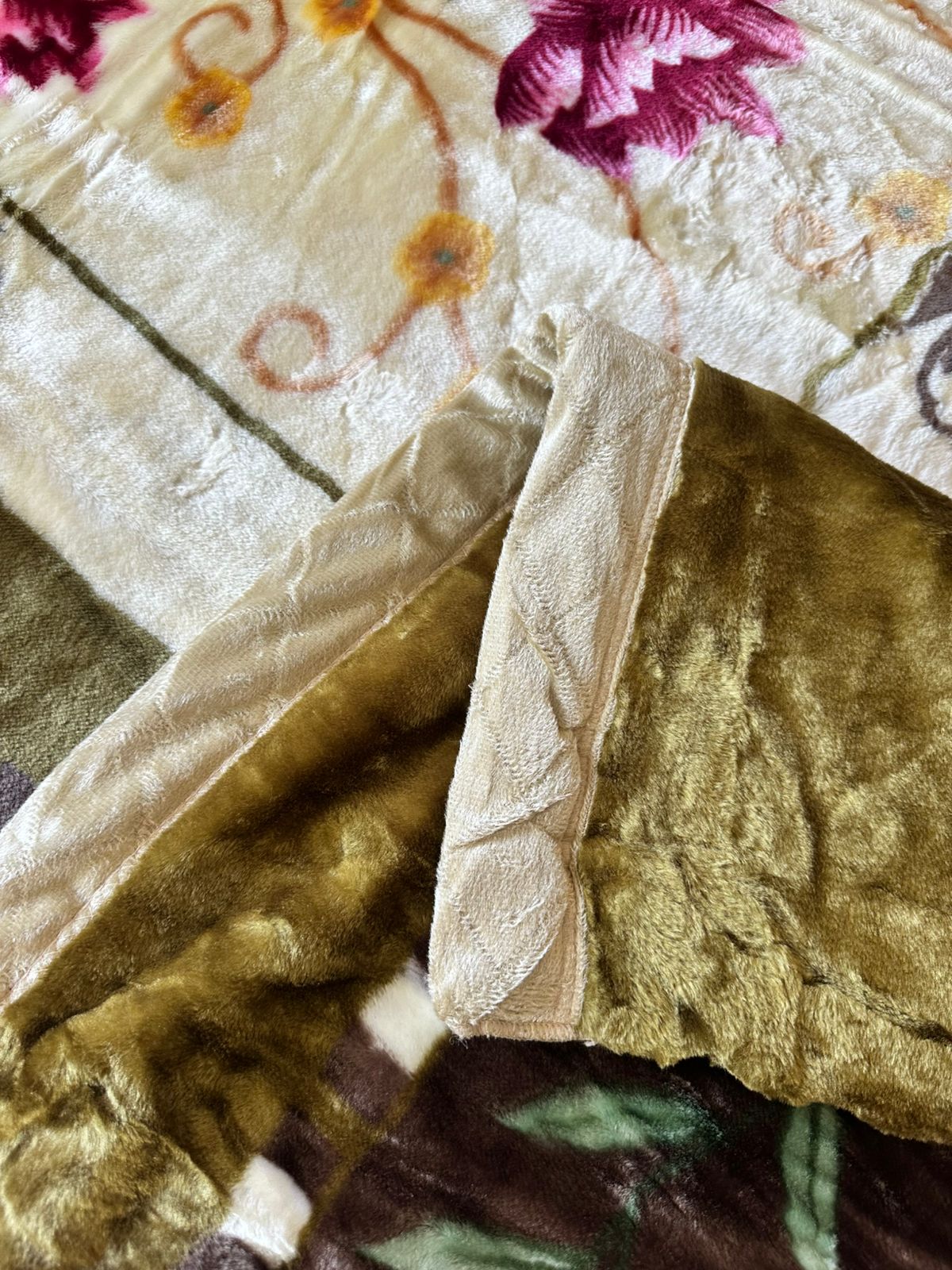 Luxe Winter Comfort Single Bed Blanket 180x220 cm - Diqqawi Plates