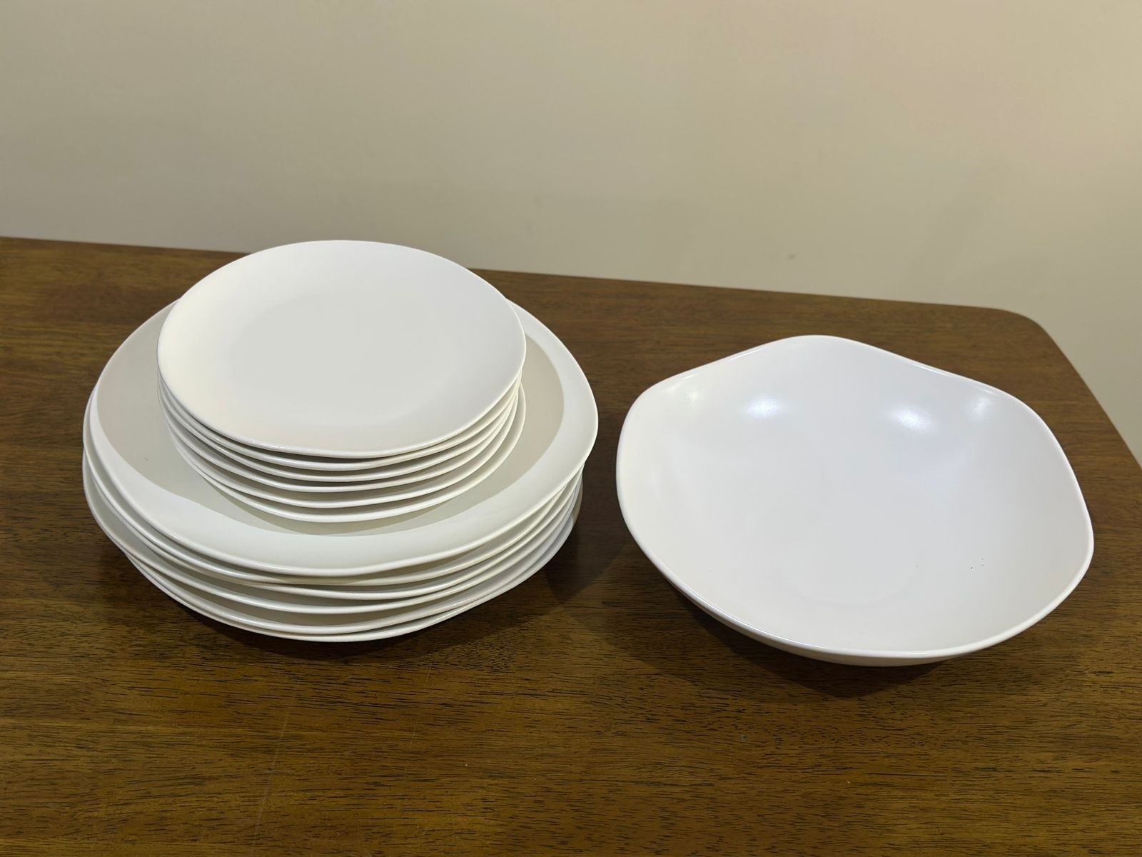 13pcs ceramic dinnerware set - Diqqawi Plates