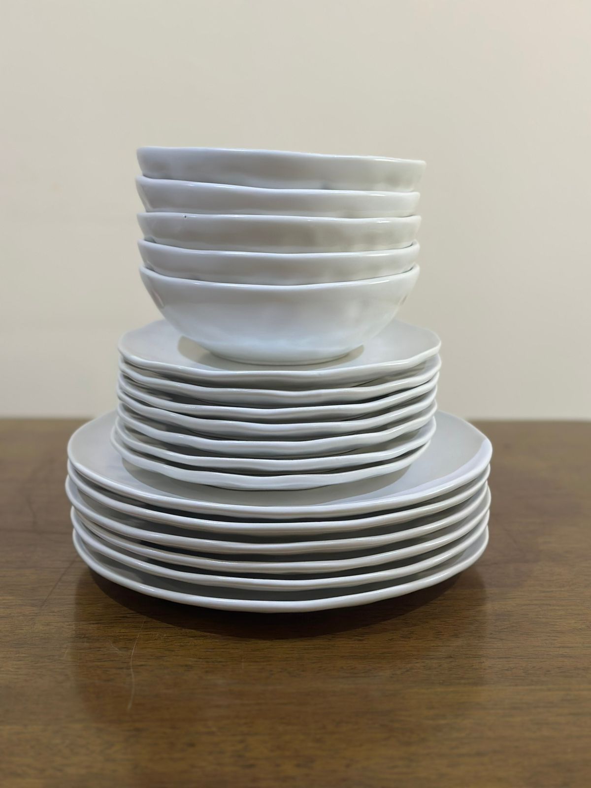 18pcs ceramic dinnerware set - Diqqawi Plates