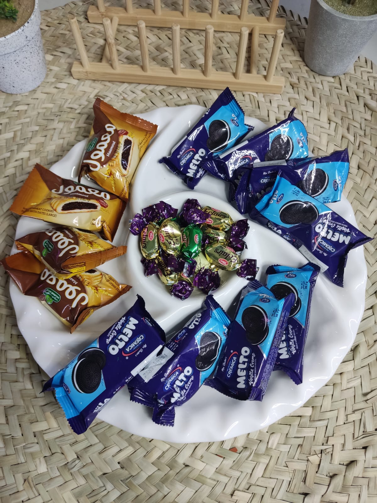 Extra Large Divider Plate (4 compartments) styl2 - Diqqawi Plates