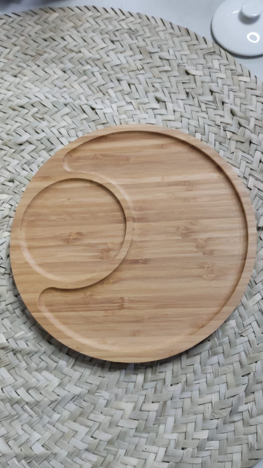 Luxury Tea cup set with rounded bamboo Tray - Diqqawi Plates