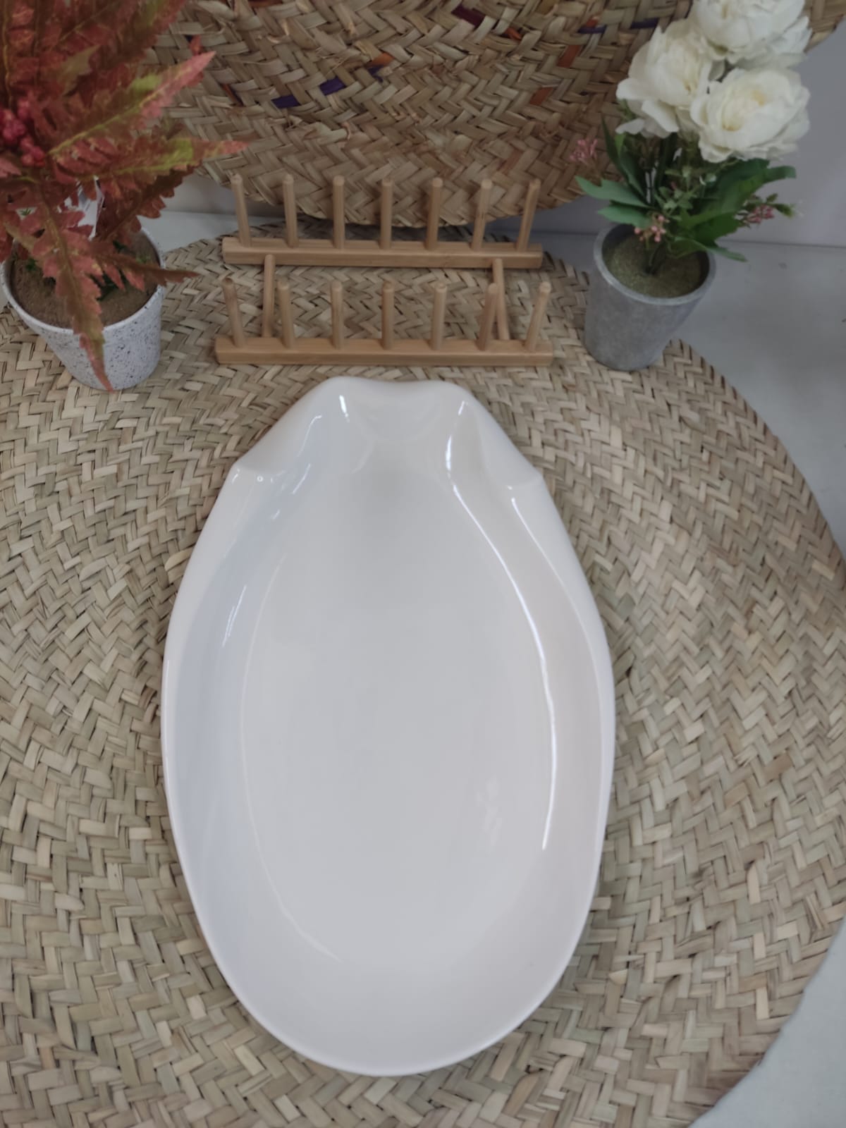 Luxury High-Quality Porcelain Oval Serving Plate - Diqqawi Plates